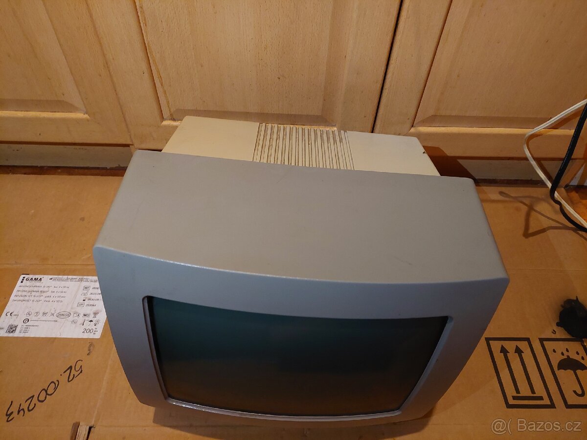 CRT retro monitor Olivetti - 2