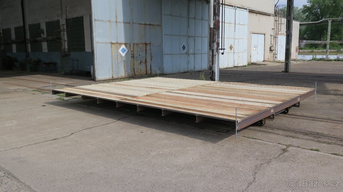 Prodám železniční podvozek - plato. - 2