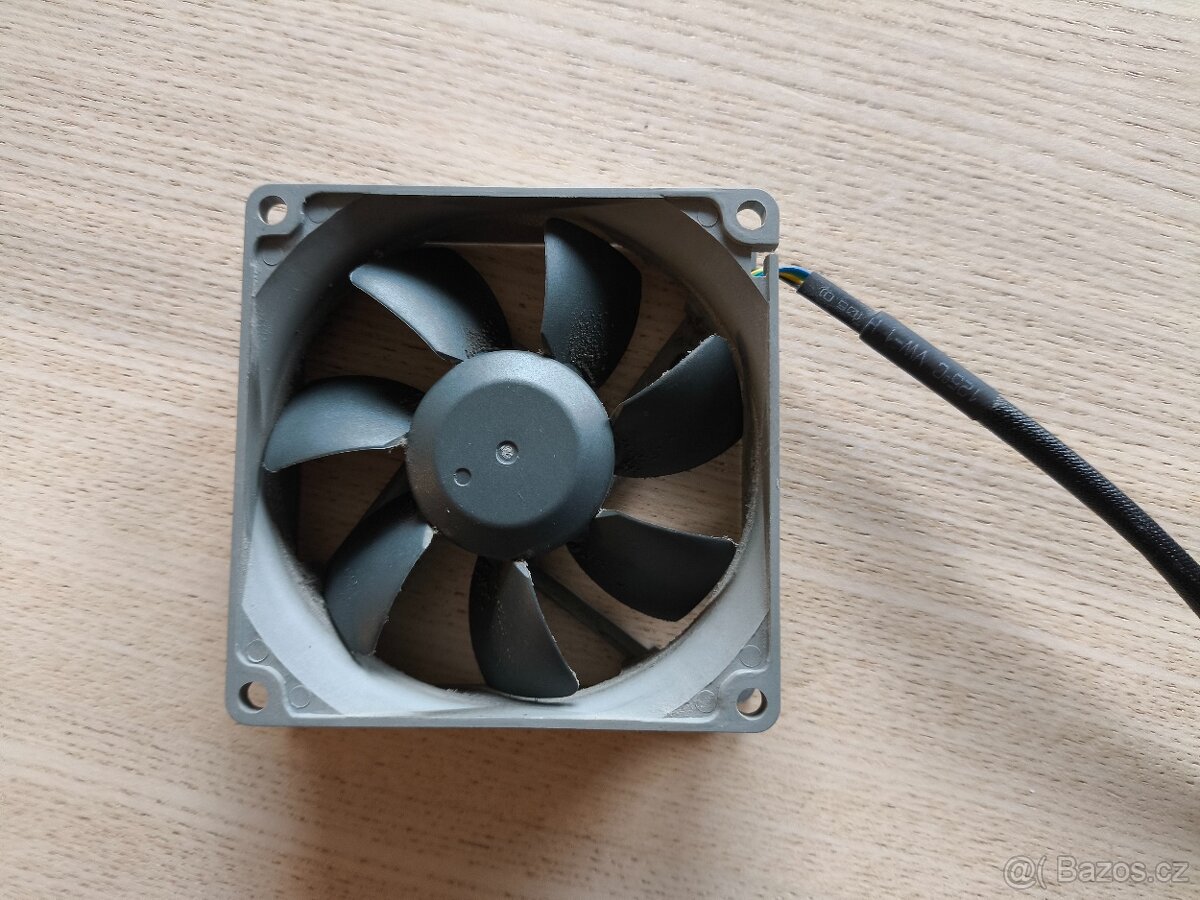 Ventilátor Noctua NF-R8 redux-1800 PWM - 2