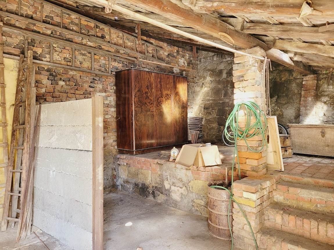 Prodej RD 3+1 ve Starém Městě - 2