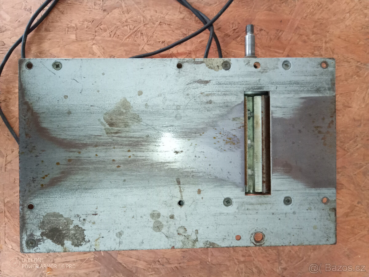 Prodám malou okr. pilu včetně příslušenství 4+1 - 2