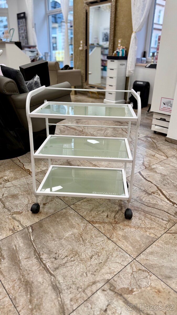 Manikerský stolek na nářadí - 2