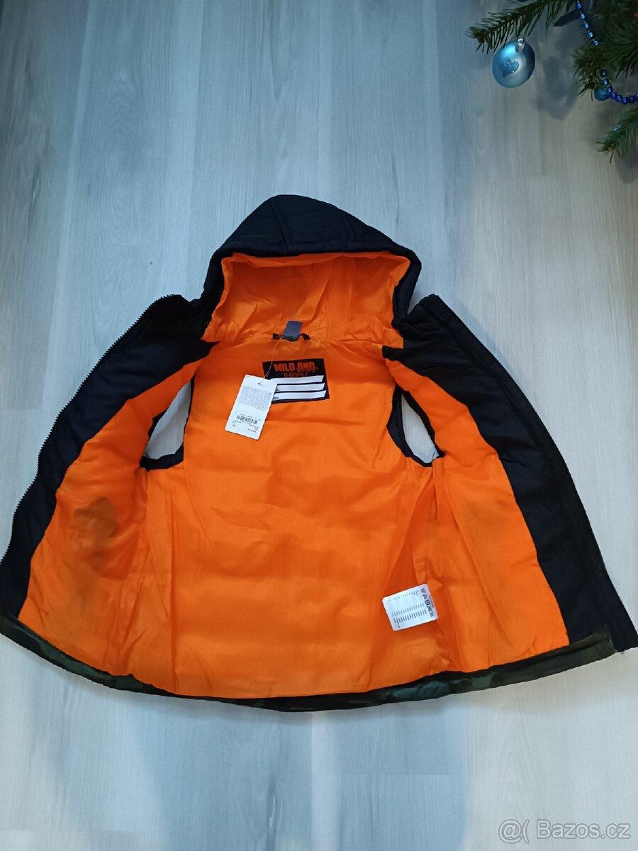 Chlapecká vesta vel.122 - 2