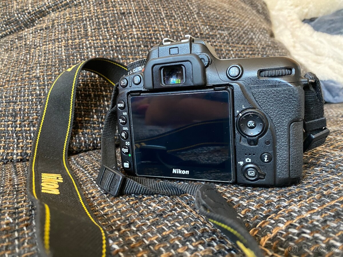 Nikon D7500 - 2