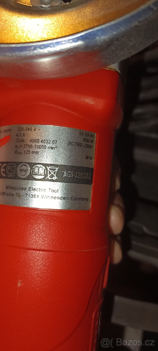 Úhlová bruska Milwaukee 125 - 2