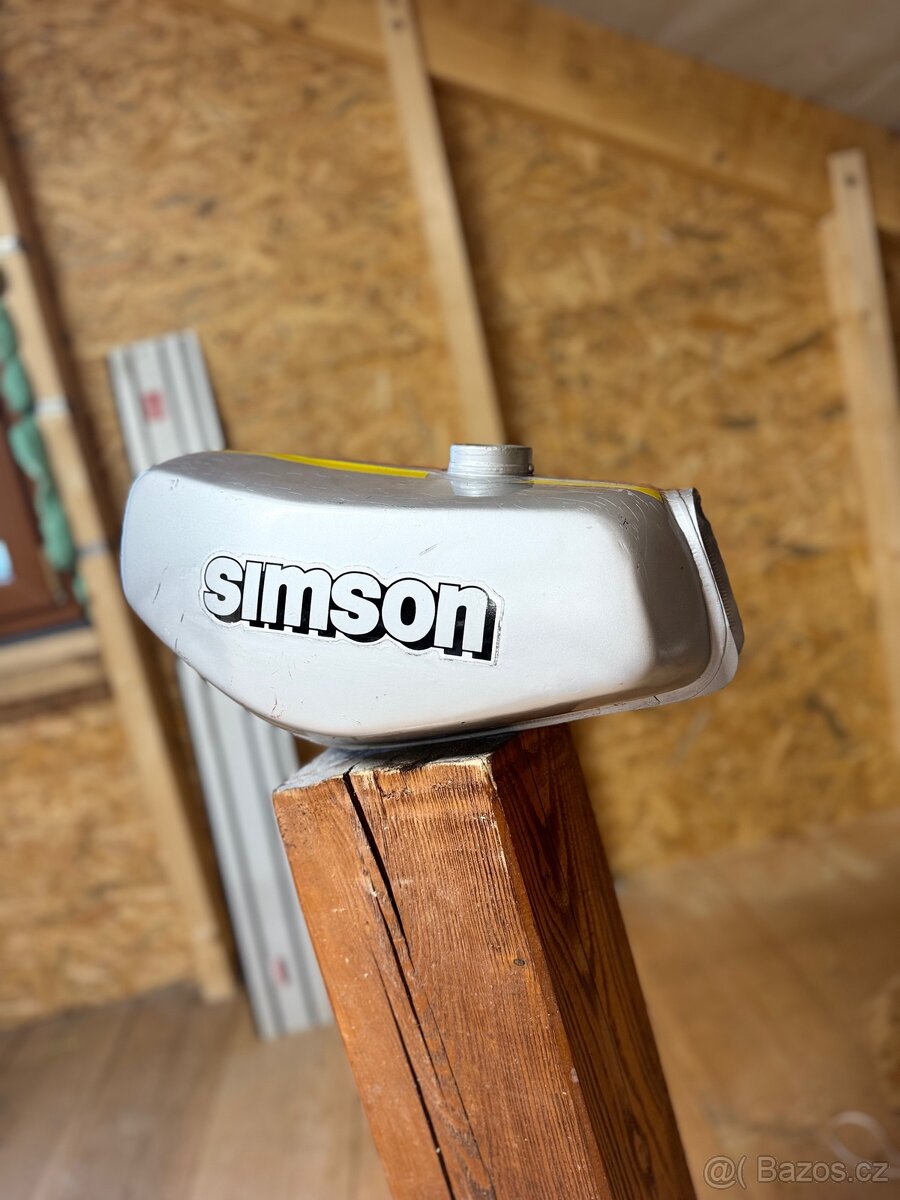 Nádrž na motocykl Simson - 2