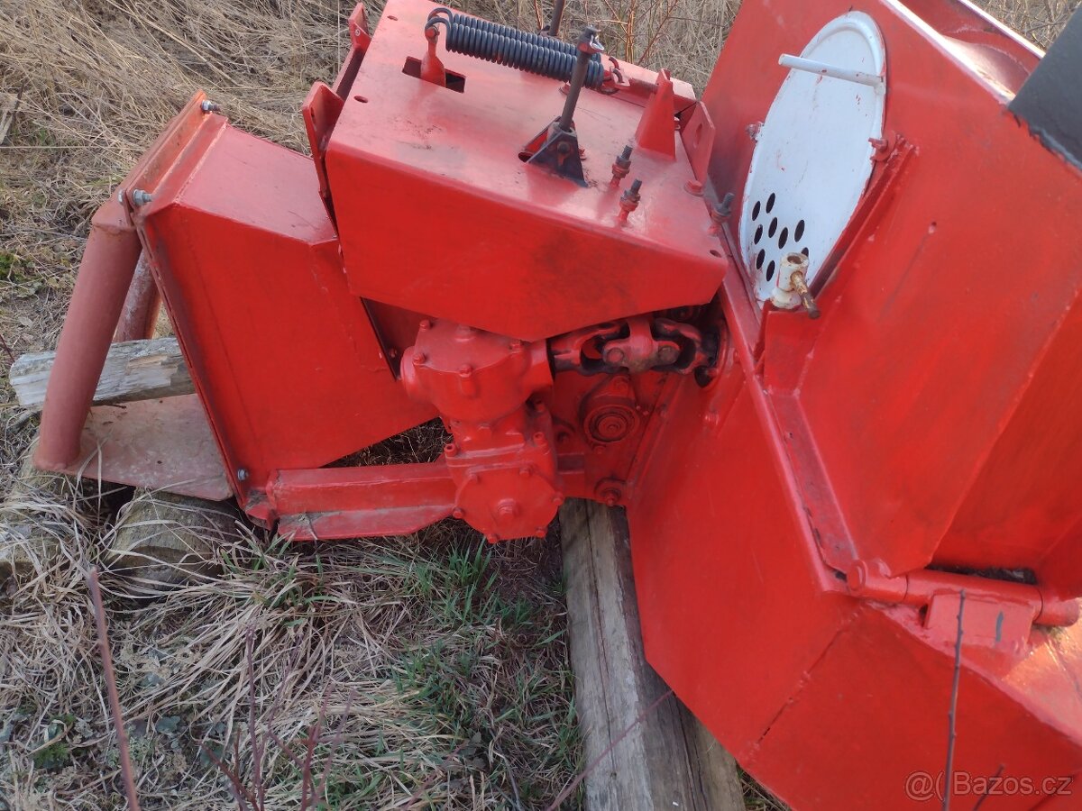 Prodám štěpkovač - 2