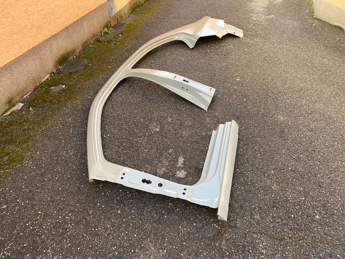 Škoda Superb 3 sedan/limuzína - levý bok - 2