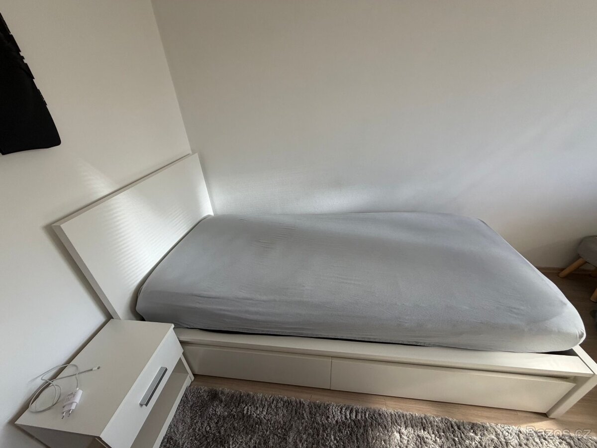 Postel IKEA + matrace - 2