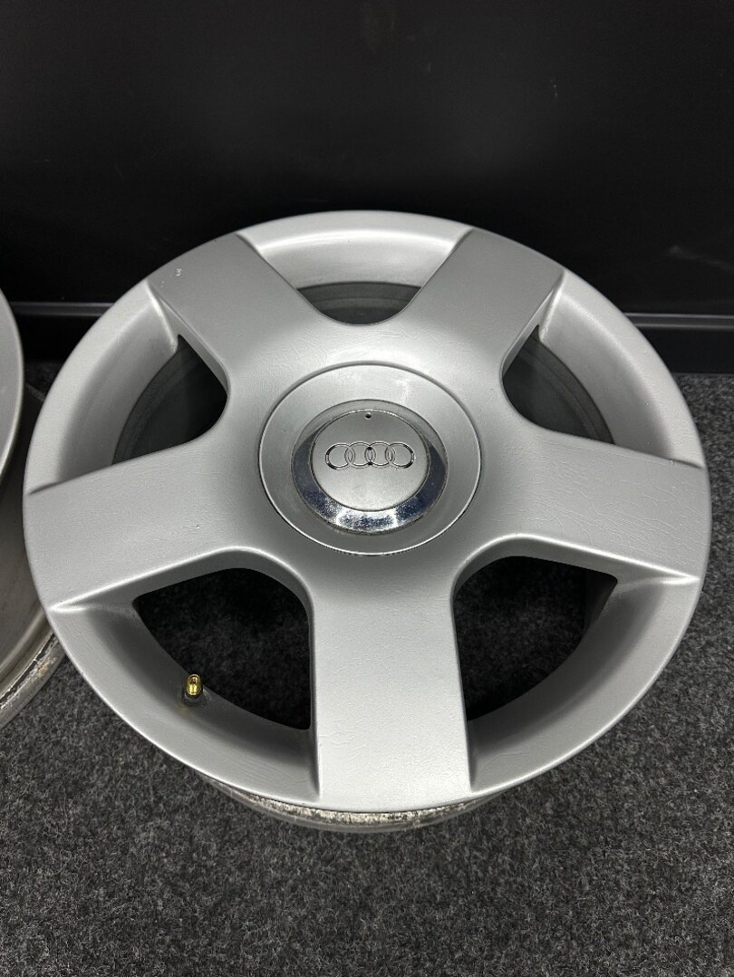 Alu Audi 5x112 16” 8E0601025T - 2