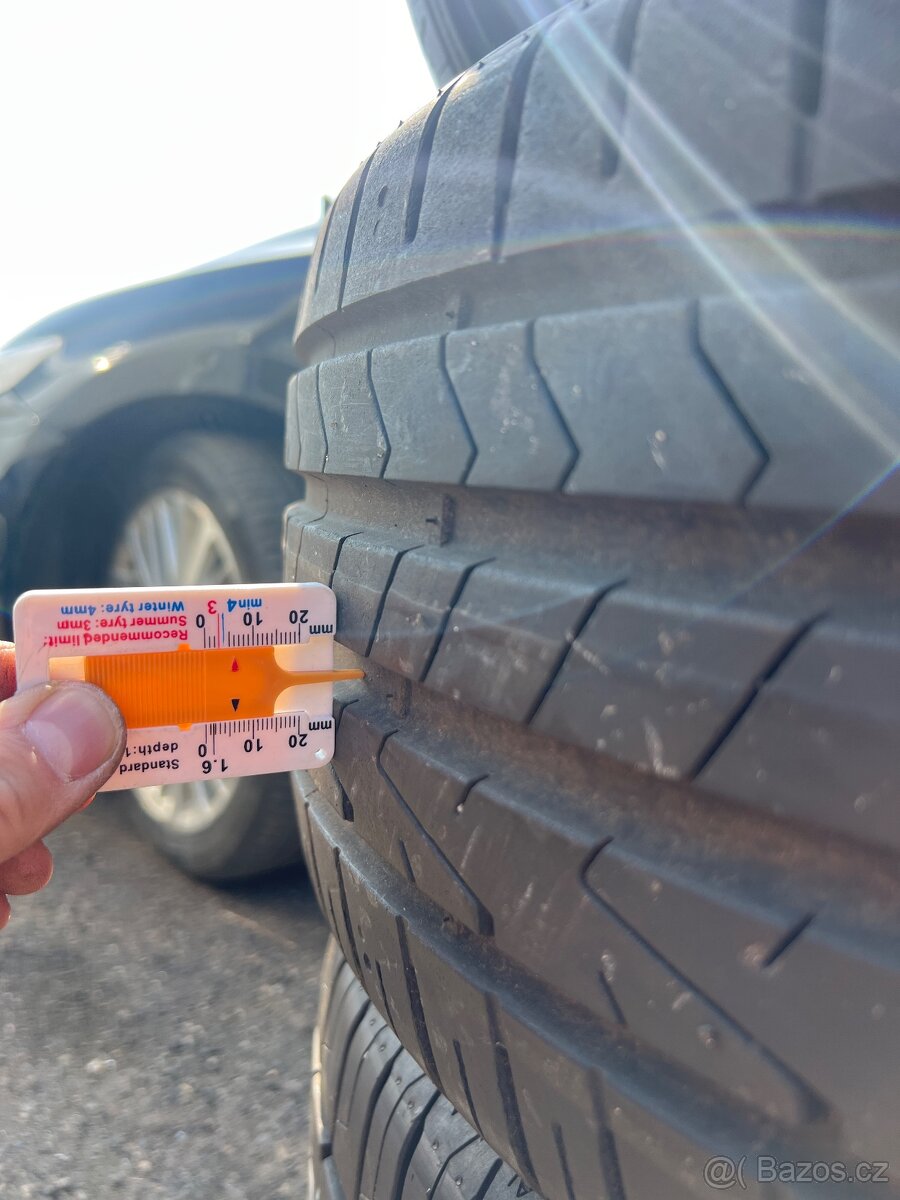 225/55R18 - 2