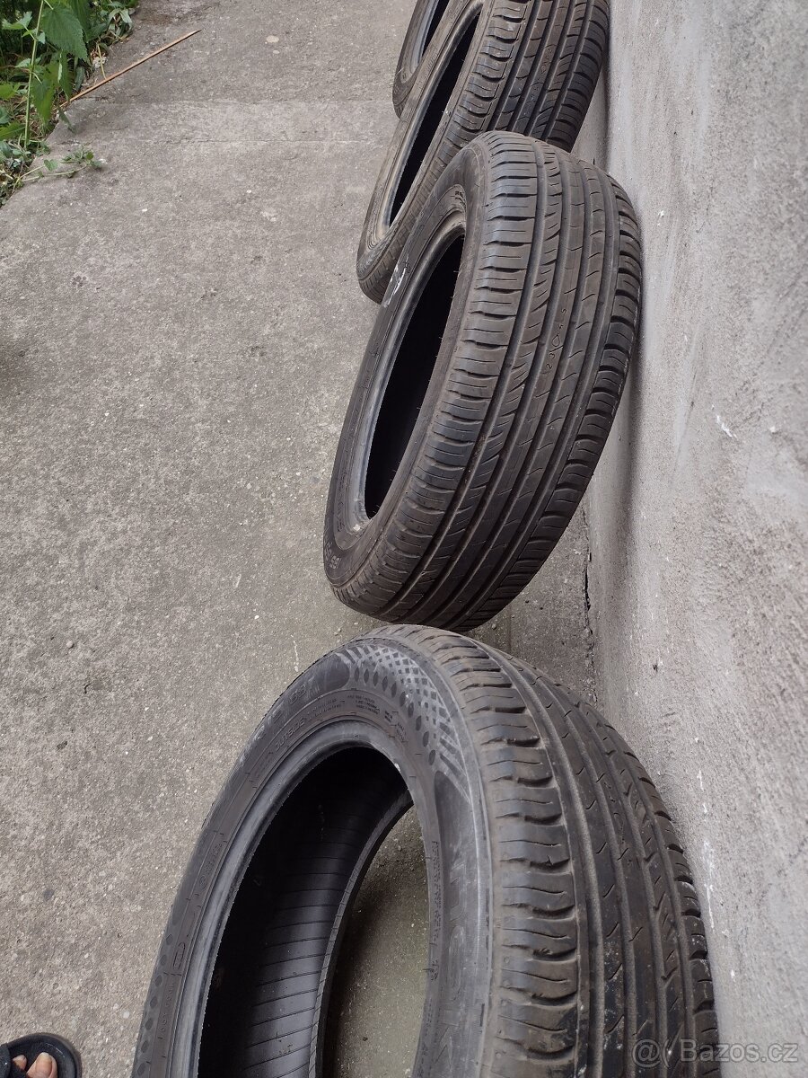 Prodám 4 Ks pneumatik 185/65 r15 - 2
