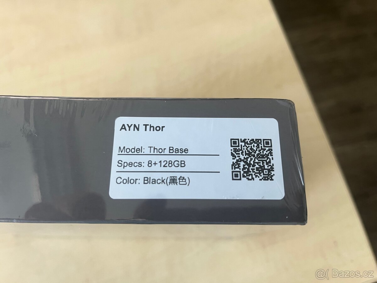Kapesní konzole AYN Thor - 2