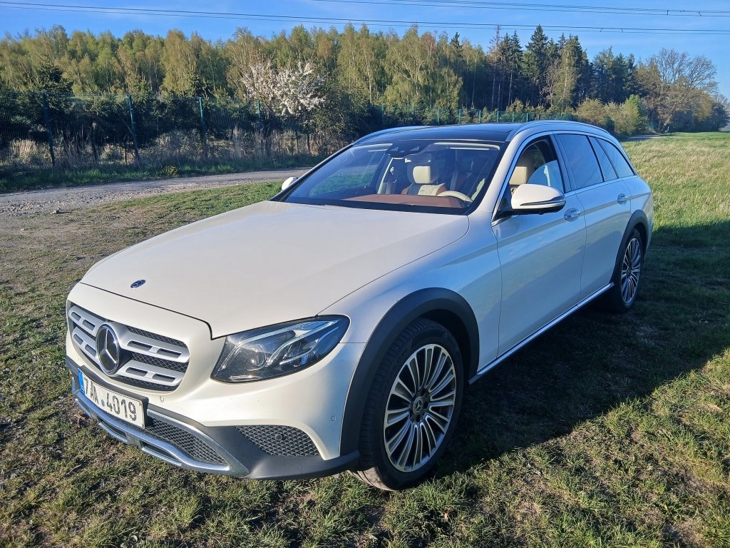 Mercedes-Benz Třídy E 350d All Terrain - 2