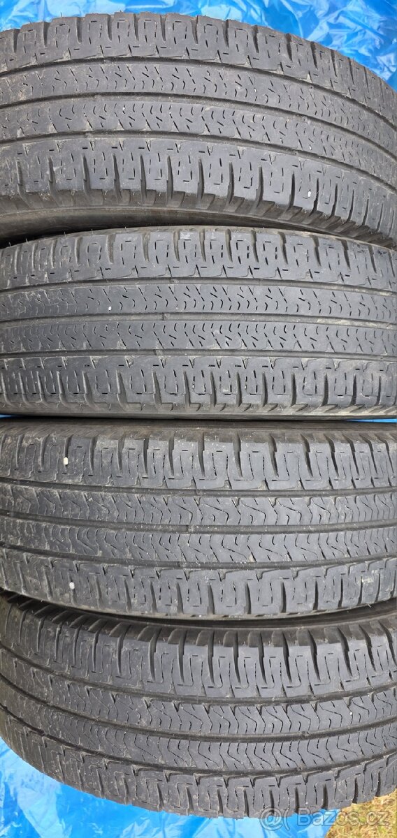 Michelin Agilis Camping 225/75 R16 CP - 2