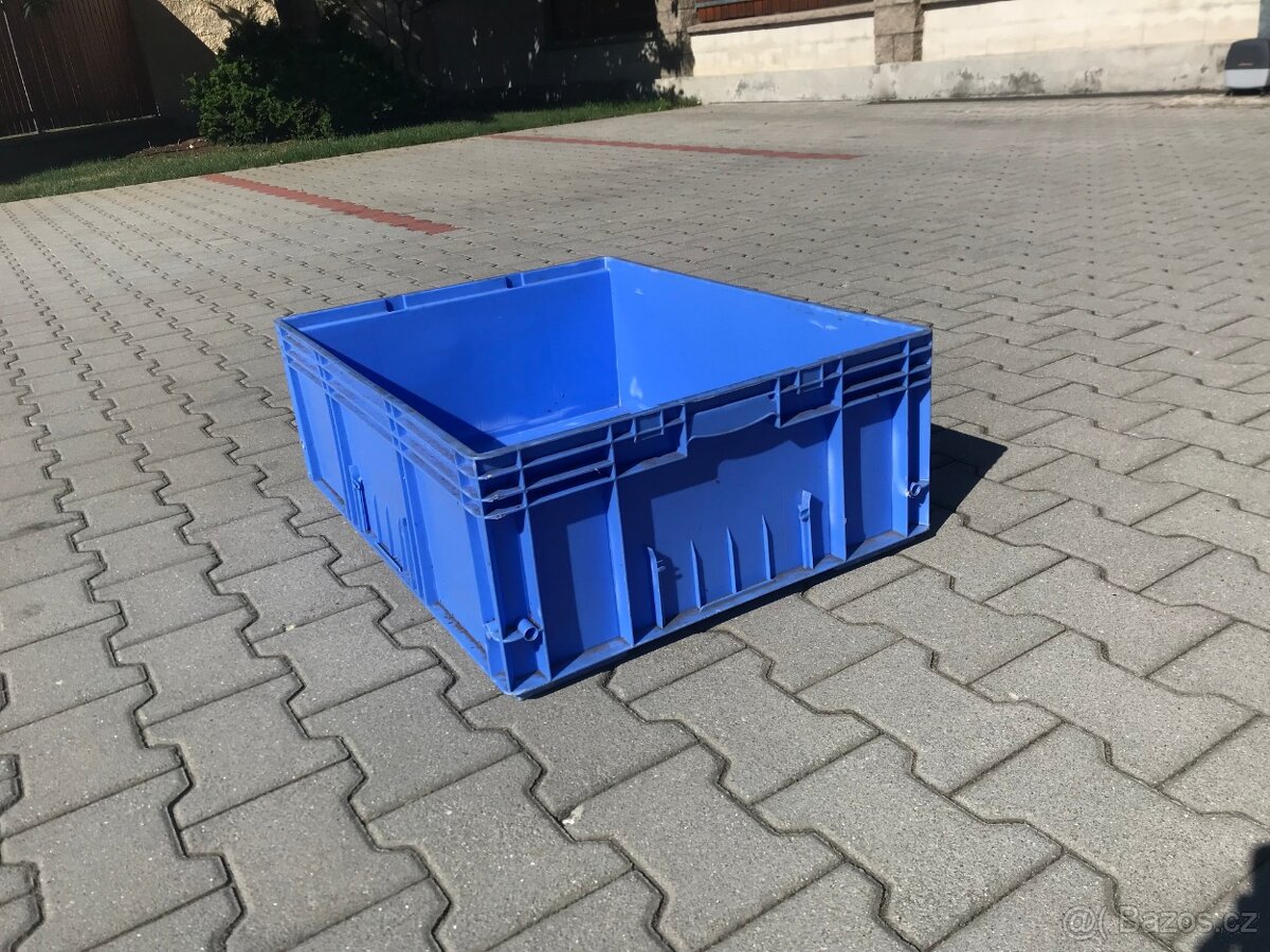 Plastová skladová krabice - 2