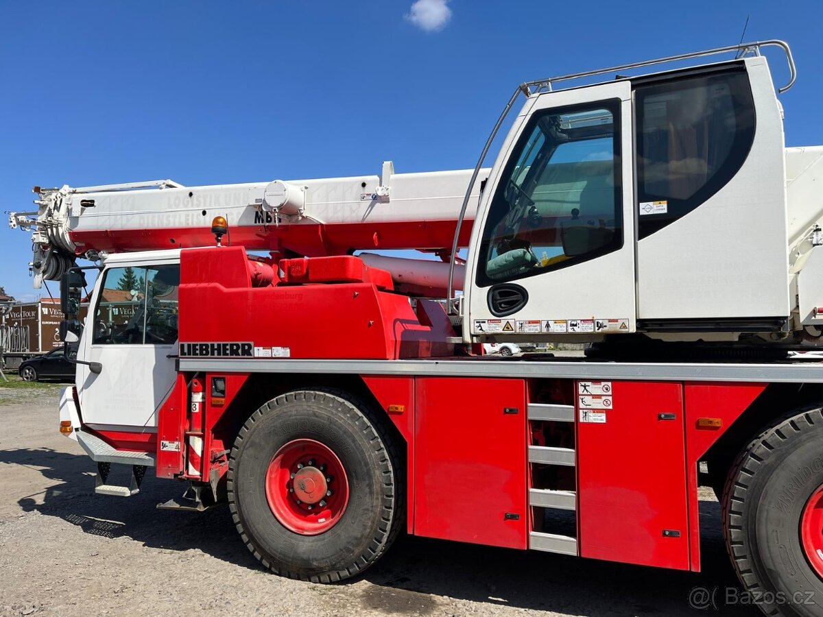 Autojeřáb Liebherr LTM 1030/2 - 2