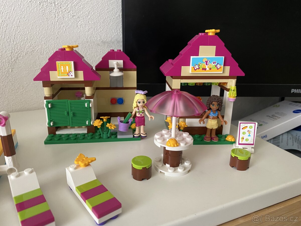 Lego Friends 41008 Koupaliště v Heartlake - 2