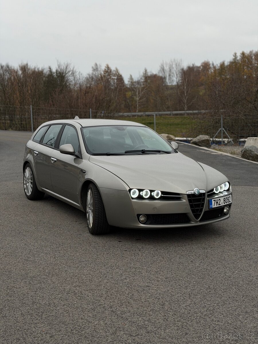 Alfa Romeo 159 Sportwagon 2.4 JTDM, 2007, 238 000 km, manuál - 2