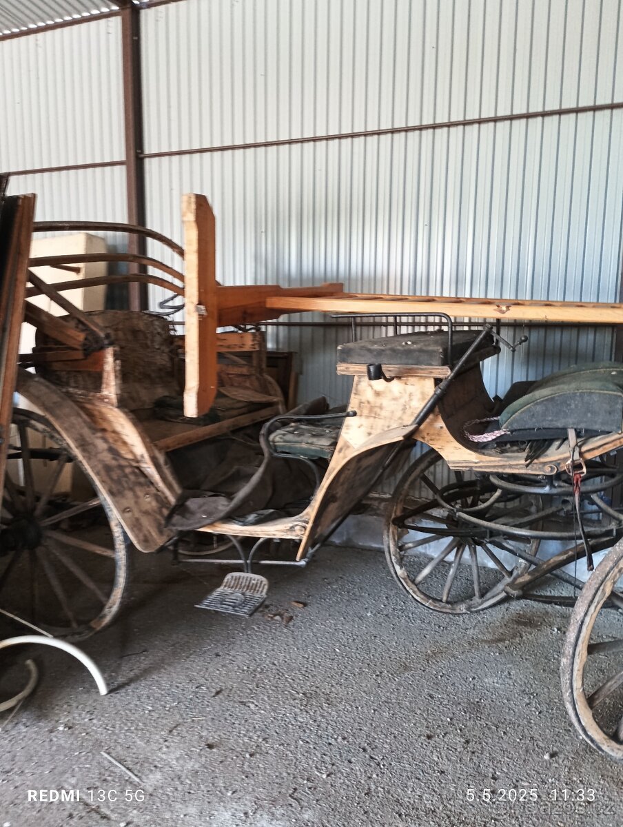 Kočáry, saně a věci za koně - 2