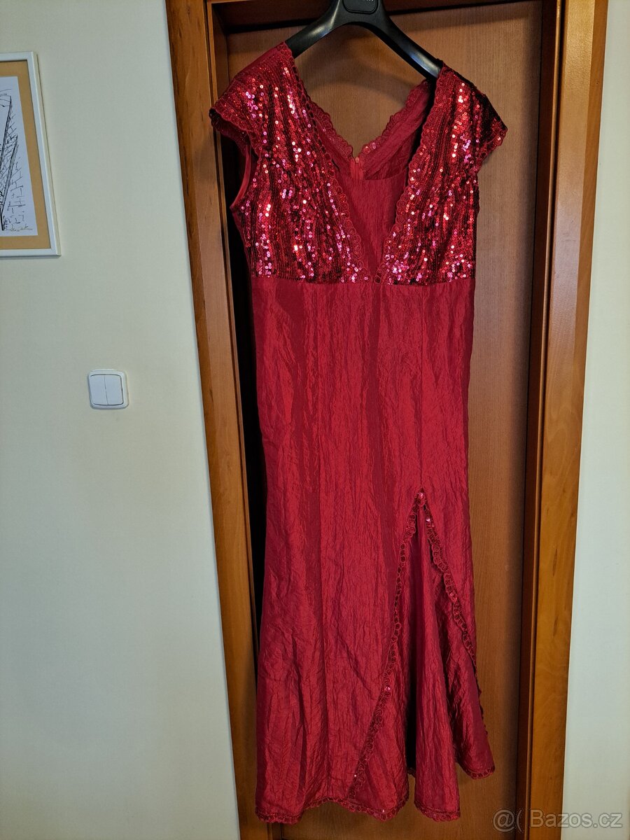 Elegantní plesové šaty - 2