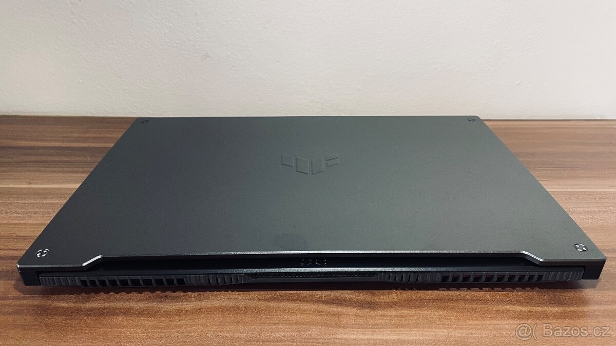 ASUS TUF Gaming 17" 144 Hz RTX3070 TDP 140W - 2