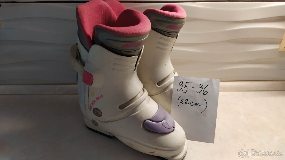 Lyžařské boty 35-36 - 2