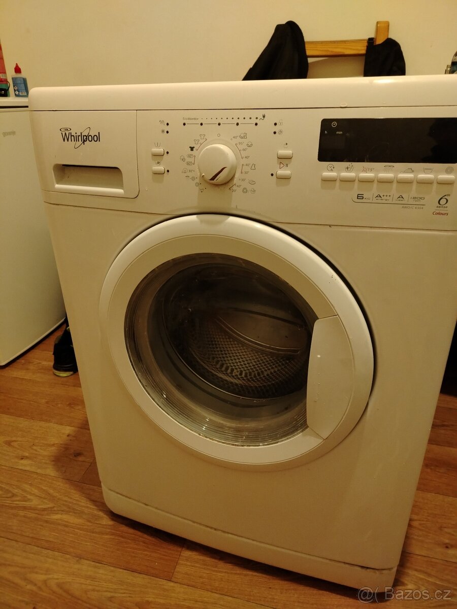 Práčka whirlpool - 2