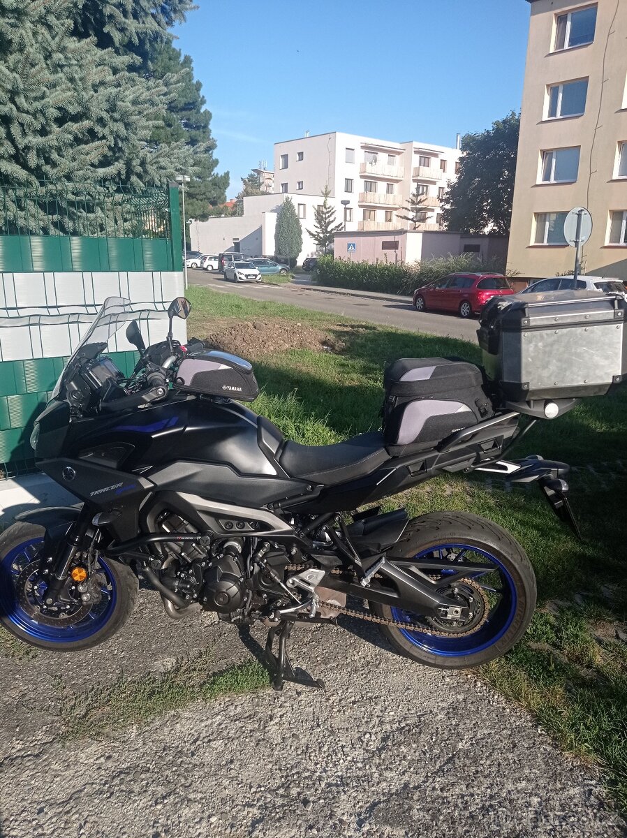 YAMAHA TRACER 900 - 2