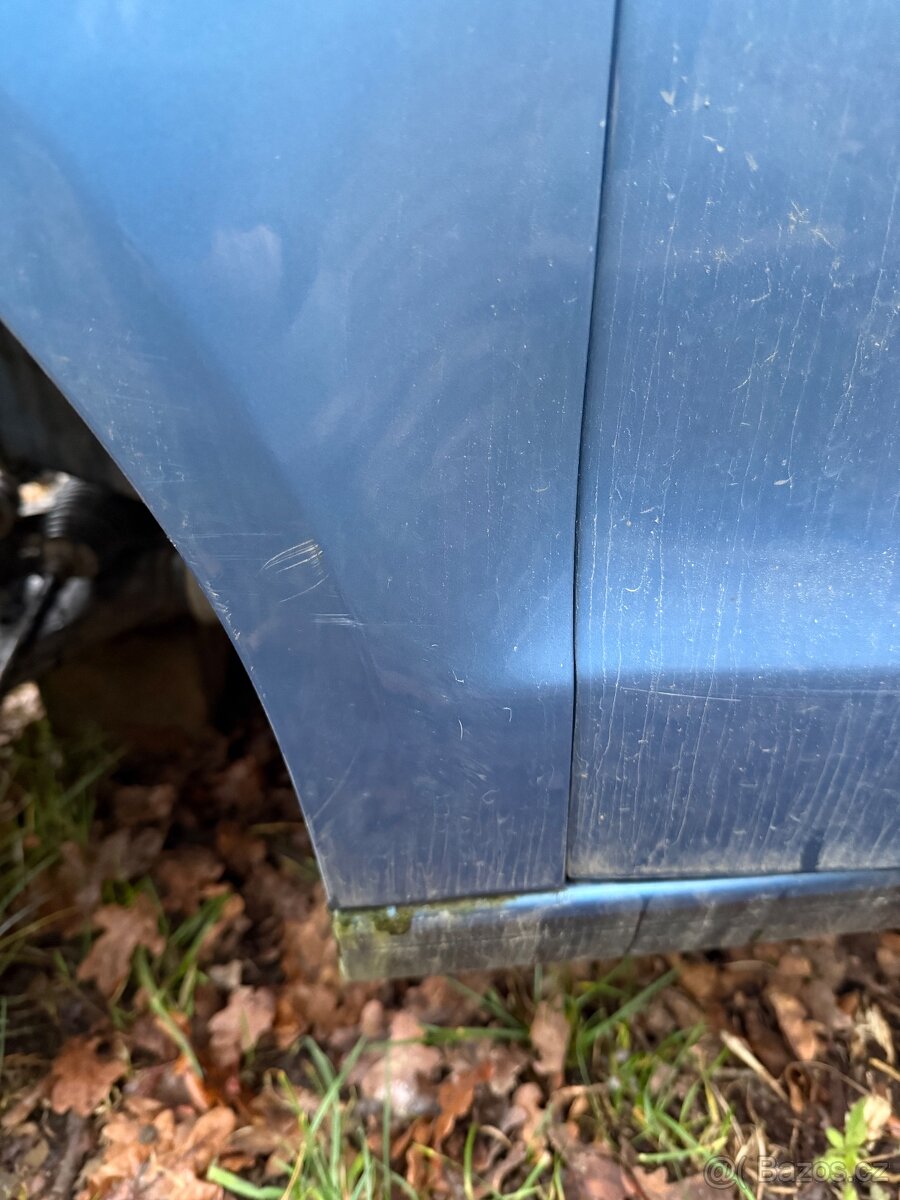 VW Polo blatník levý - 2