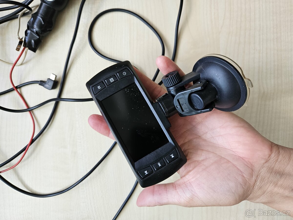 Kamera do auta dash cam plne funkcni - 2