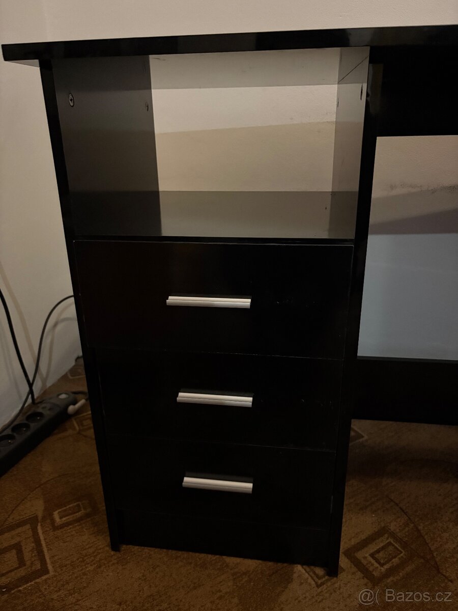 Psací stůl / Kancelářský stůl - 2