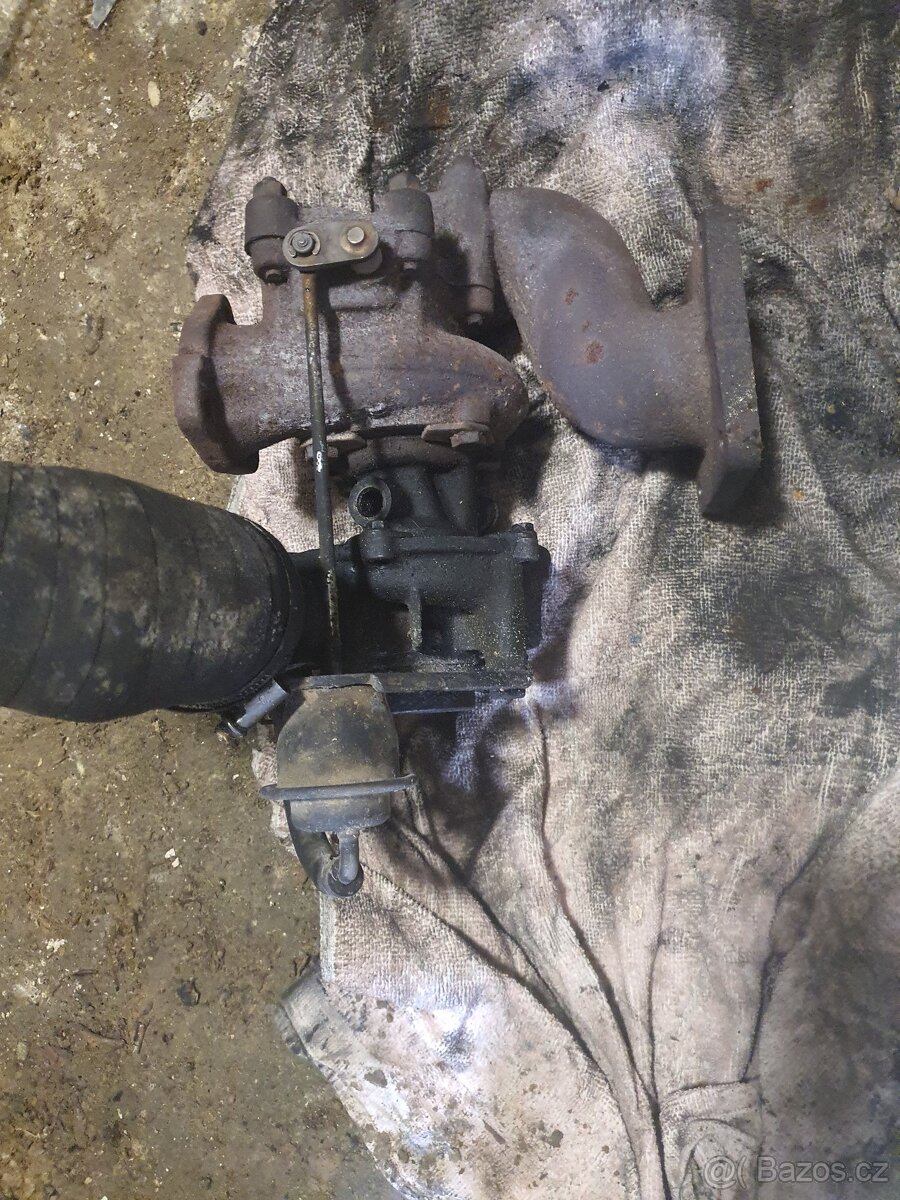 Turbo Chrysler Voyager 2.5 td - 2