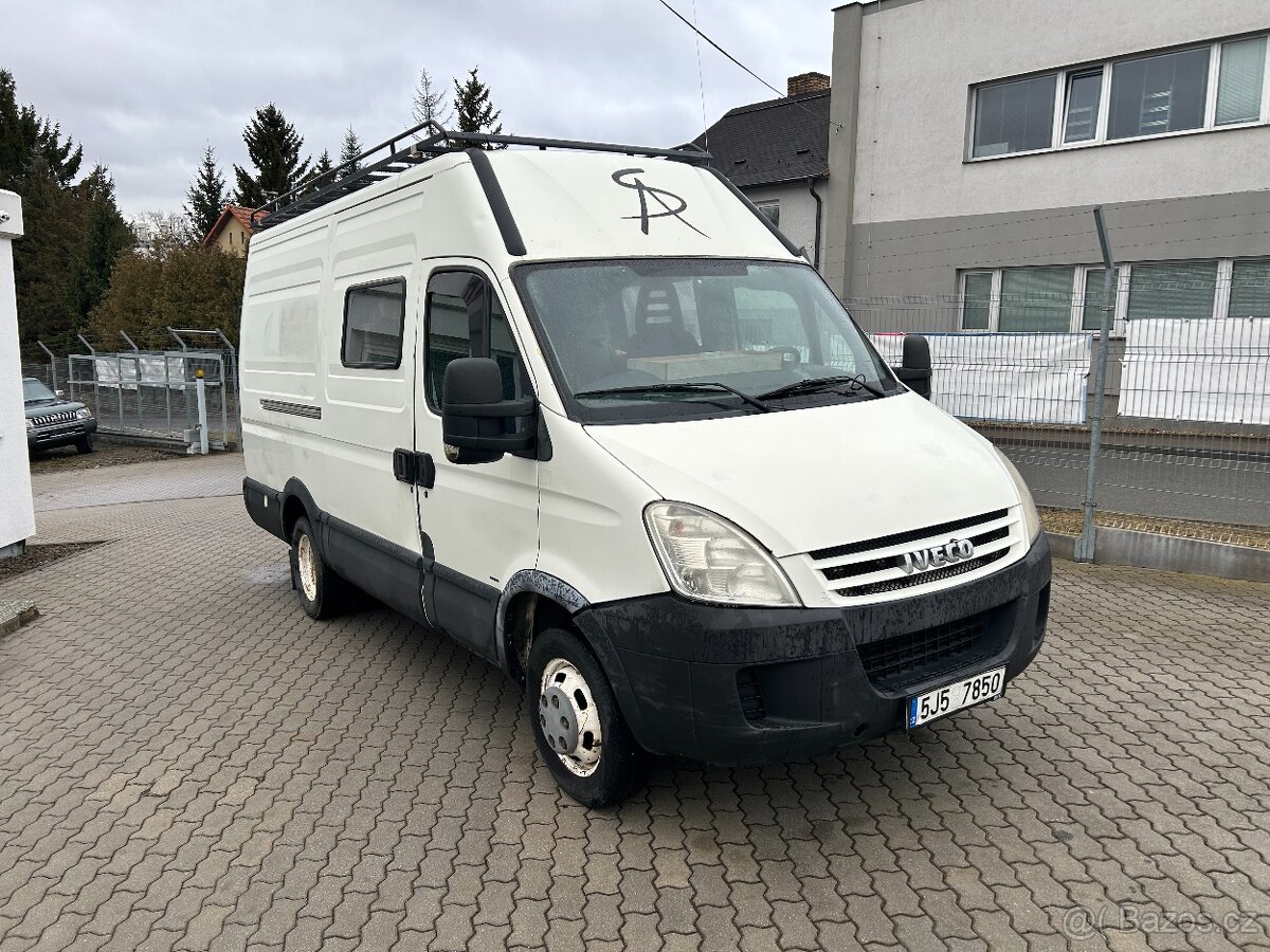 Iveco Daily 35C12 7míst dvoumontáž - 2