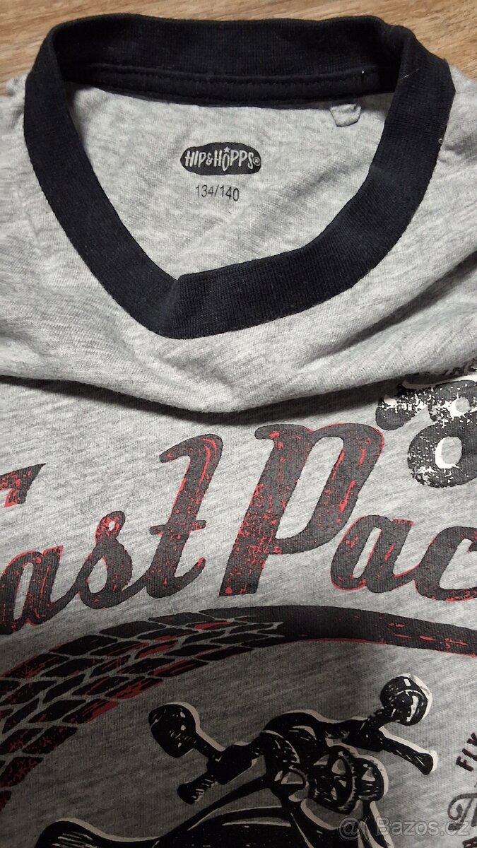 Chlapecké pyžamo vel.134/140 - 2