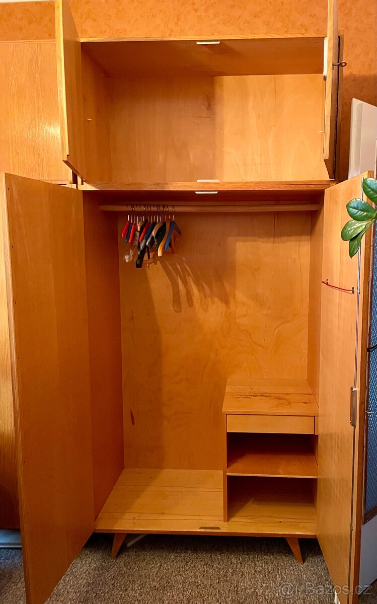 Šatní skříně - 2