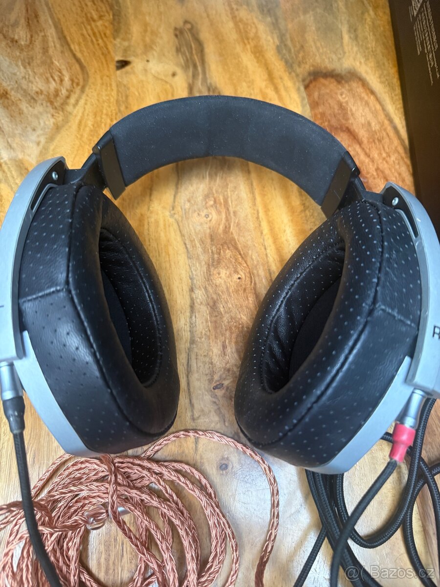 Sluchátka Semnheiser HD 800 - 2