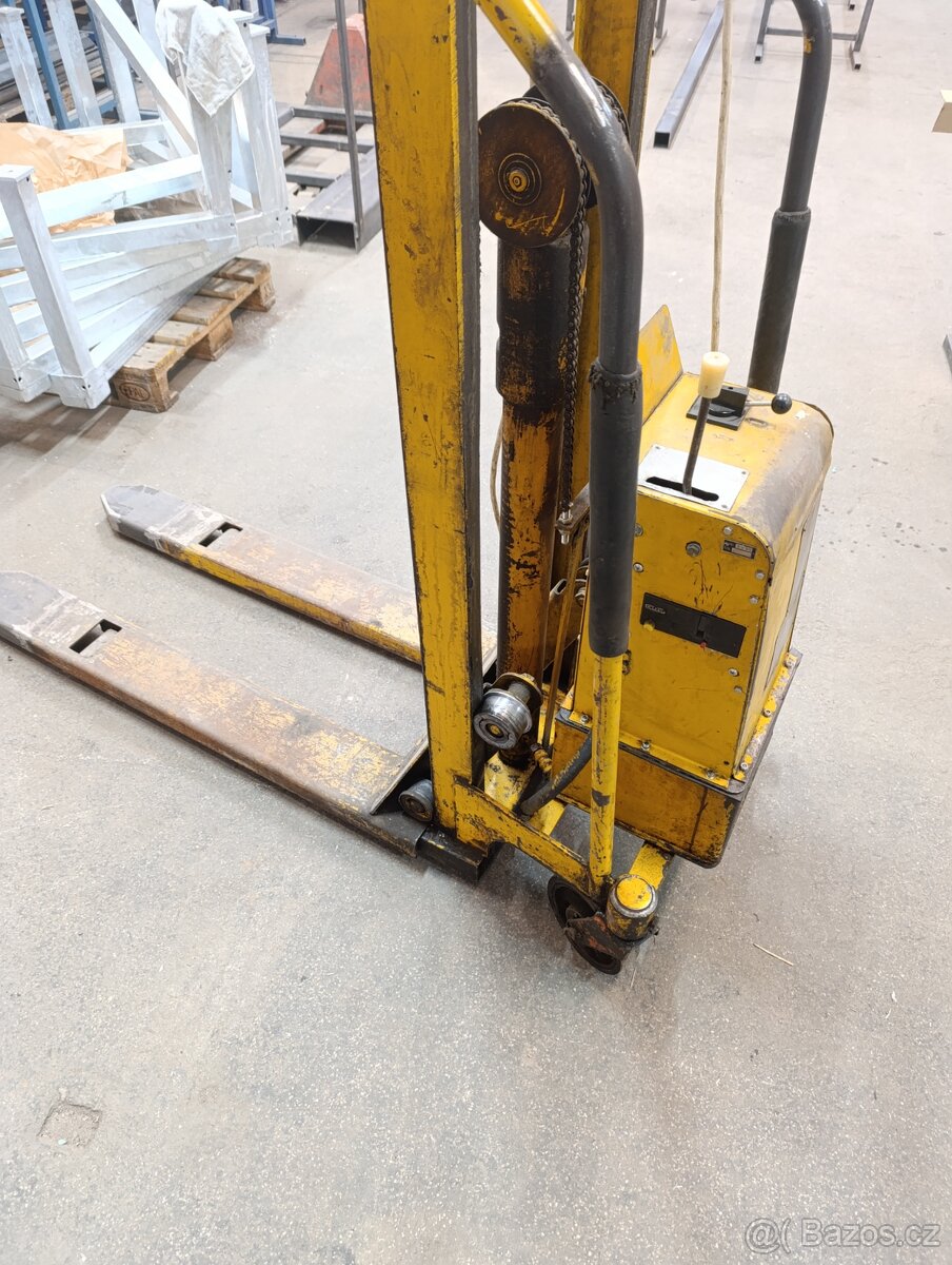 Elektrický paletový vozik - 2