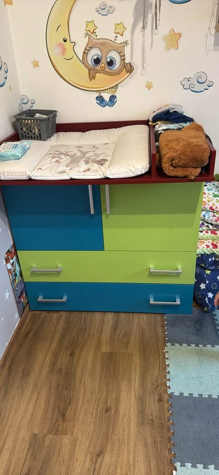 Přebalovací skříň - 2