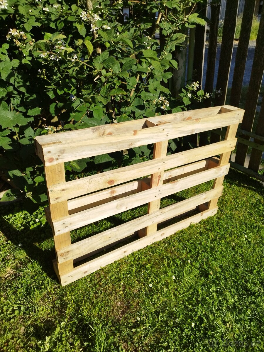 Palety dřevěné. - 2