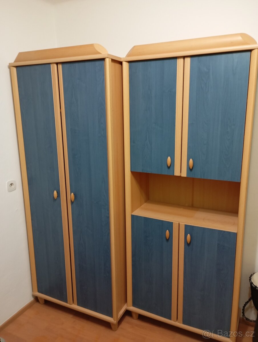 Modrá nábytková sestava - 2