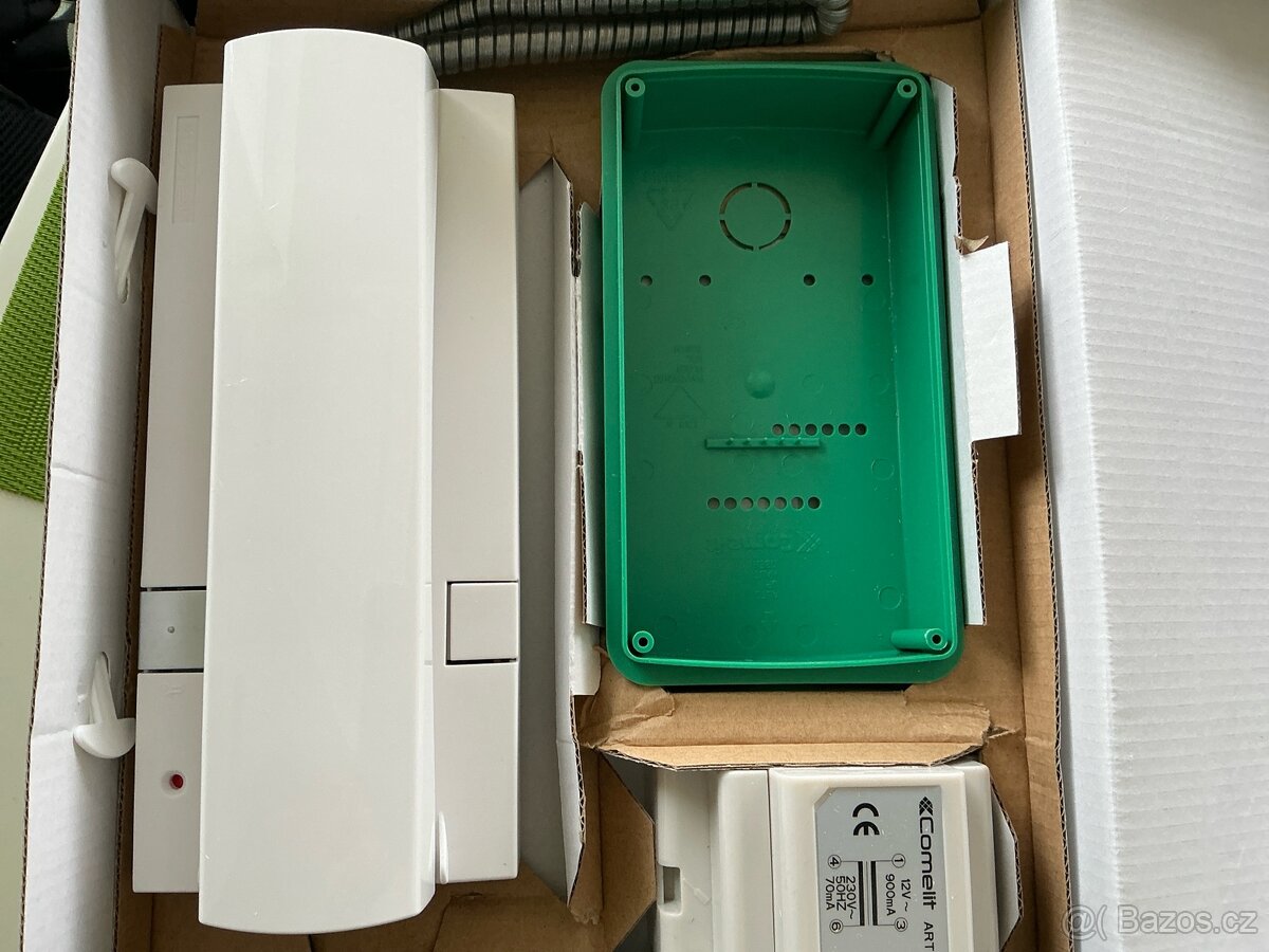 DOMÁCÍ TELEFON COMELITE - 2