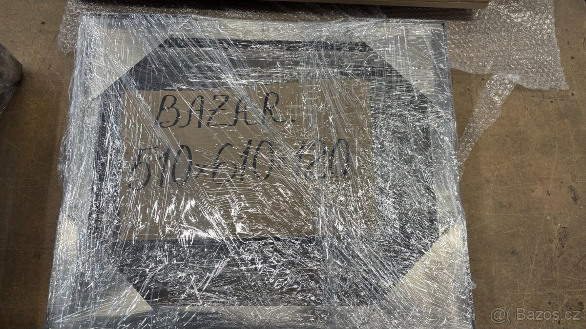 Podstavec nerezový nízký - 2