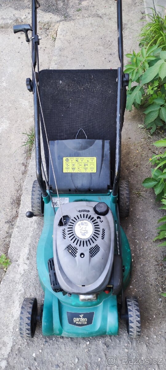 Motorová sekačka bez pojezdu - 2