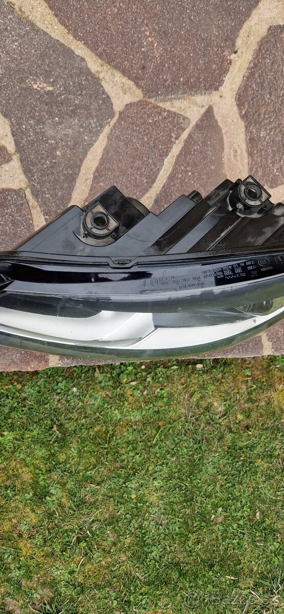 Prodám levé přední světlo (u řidiče) vw touran - 2