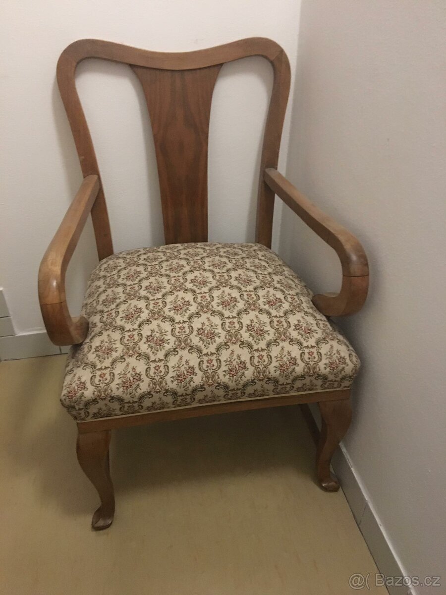 starožitná souprava do jídelny - 2