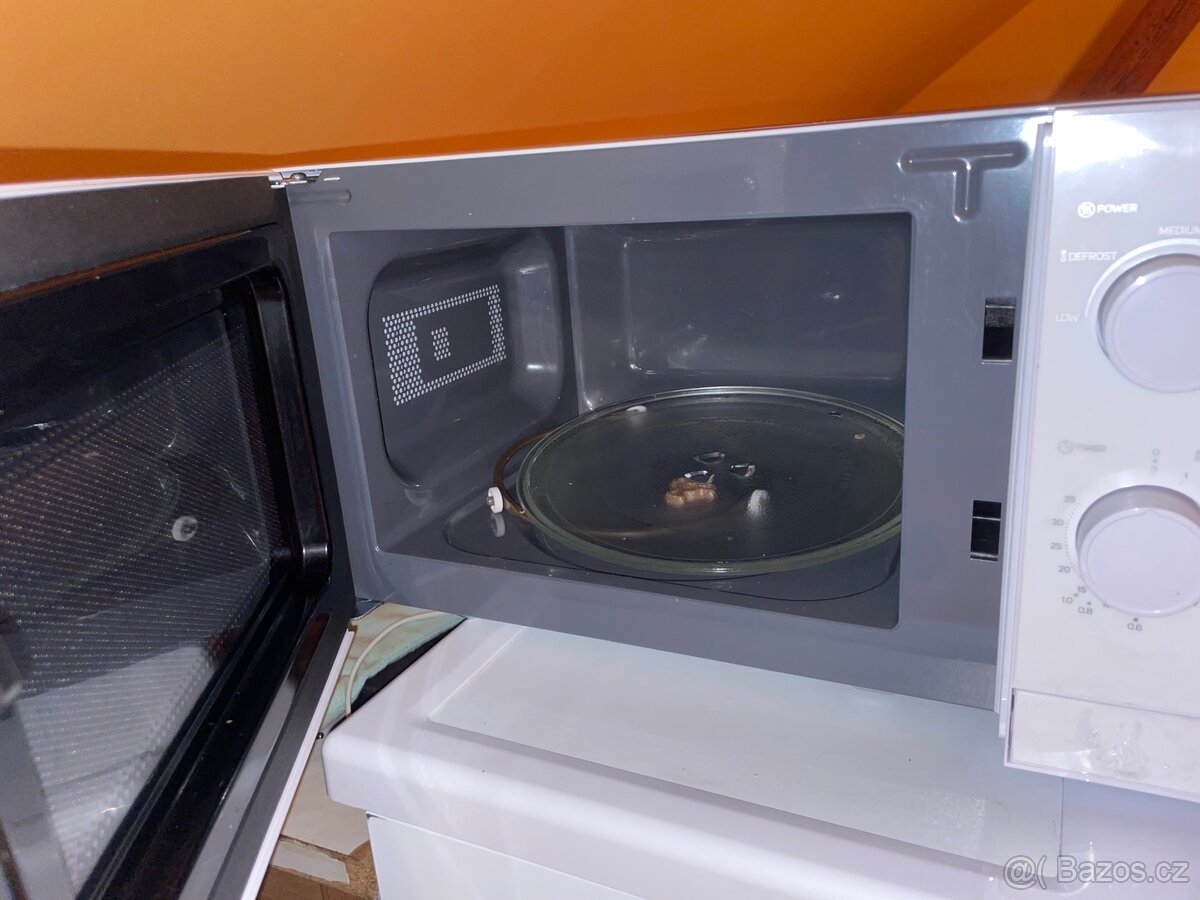 Mikrovlnná trouba Sencor SME 0717WH – jako nová - 2