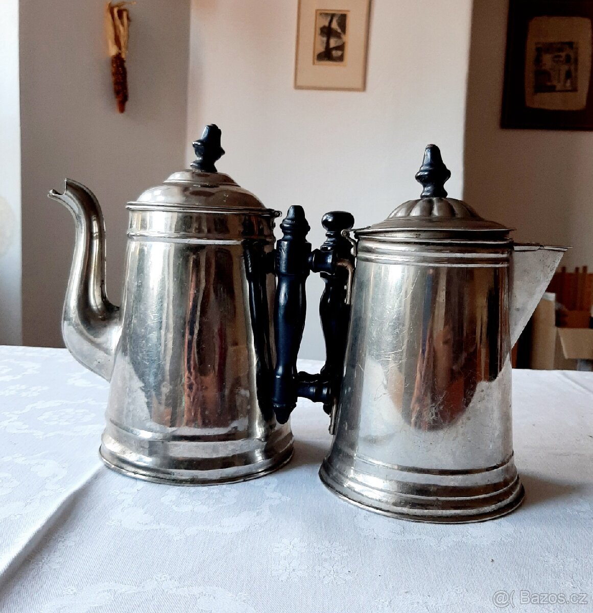 Plechové konvice starožitné - 2