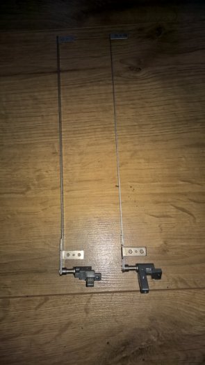 Prodám různé panty na notebooky část první. - 2