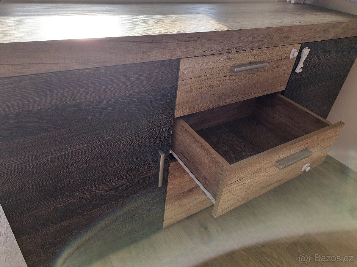 Skříň: Komoda Tom, divoký dub - 2